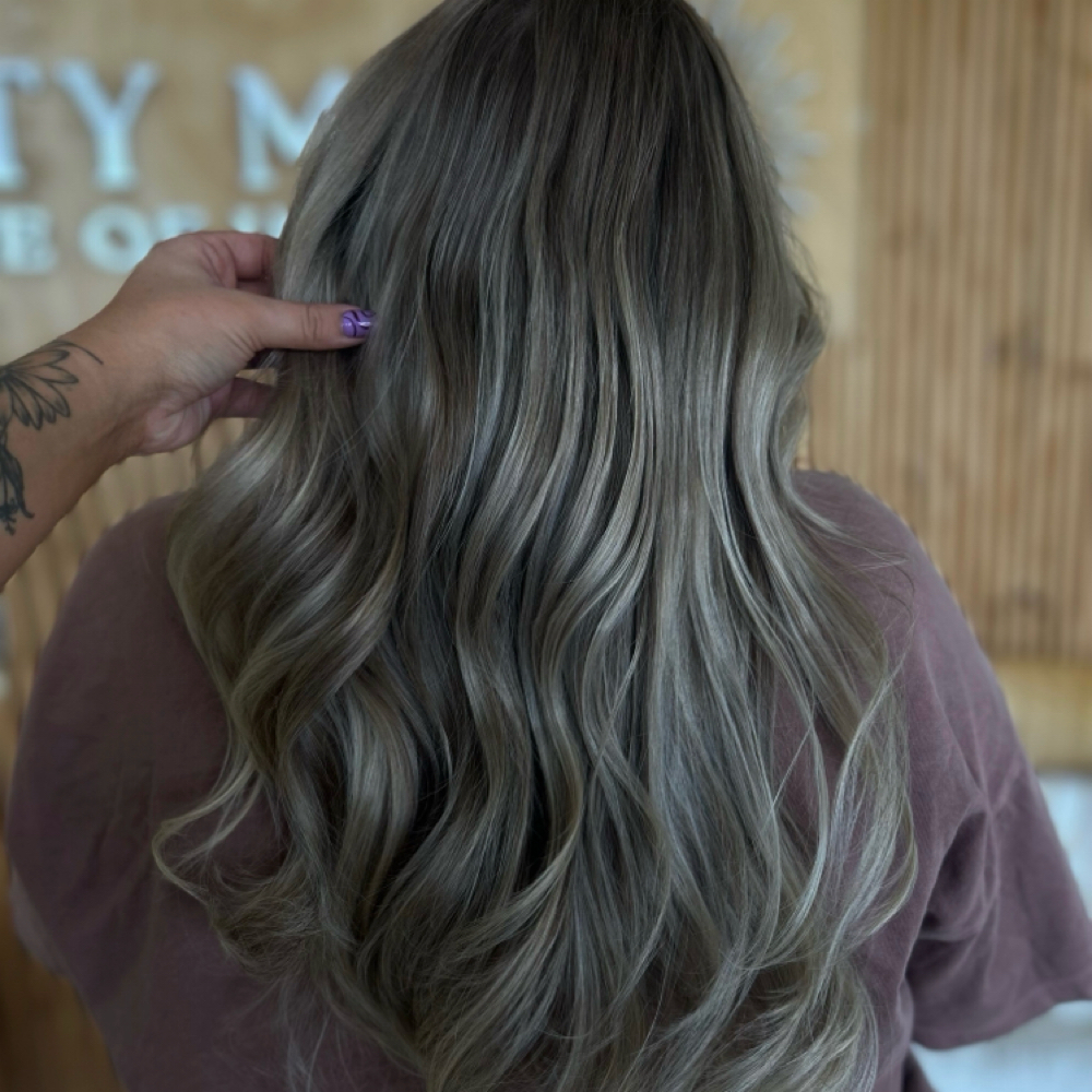 Mini Blonding at hairbypaiss in Amarillo, TX