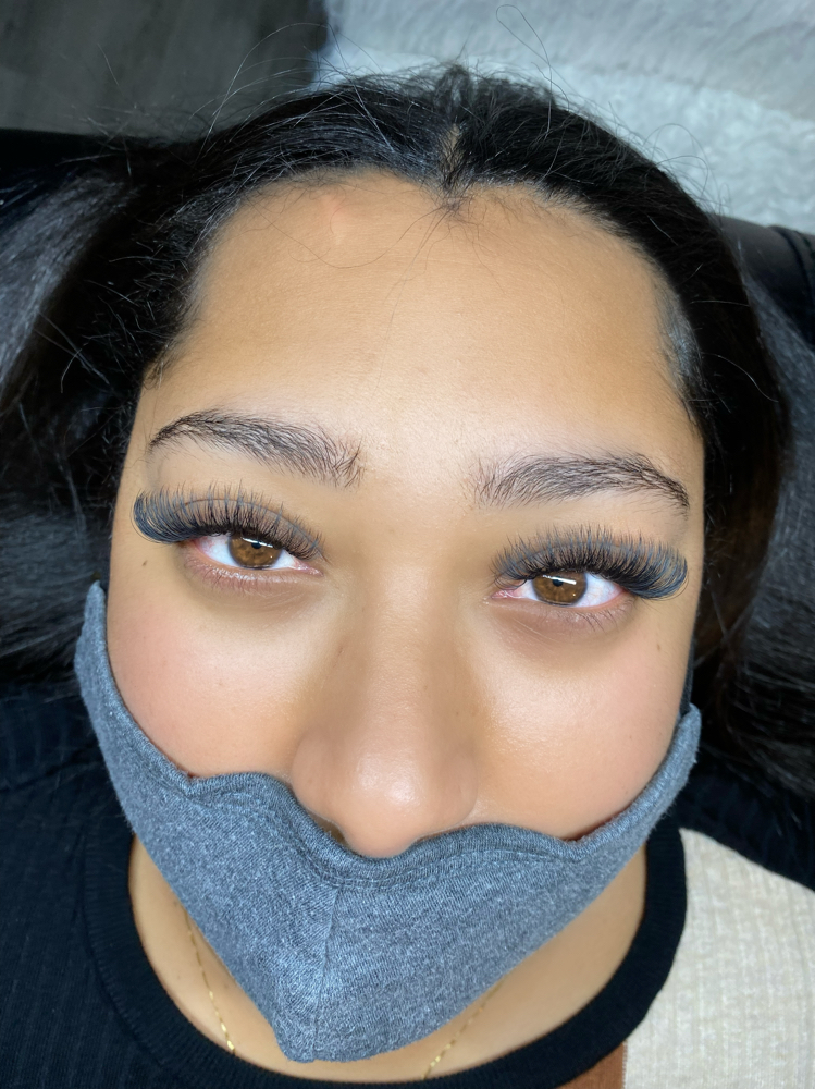 Hybrid Lashes