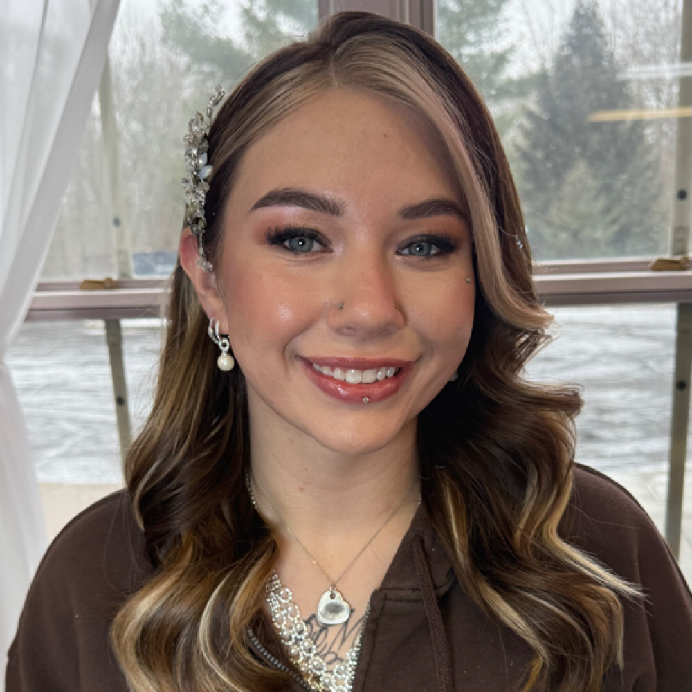 Shampoo Style at Hair By Shelby in Mogadore, OH