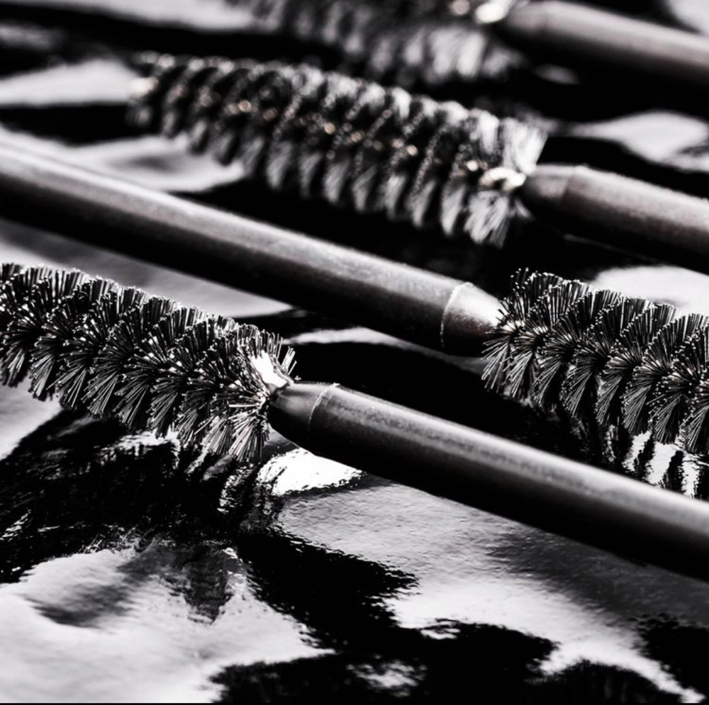 Lash Removal