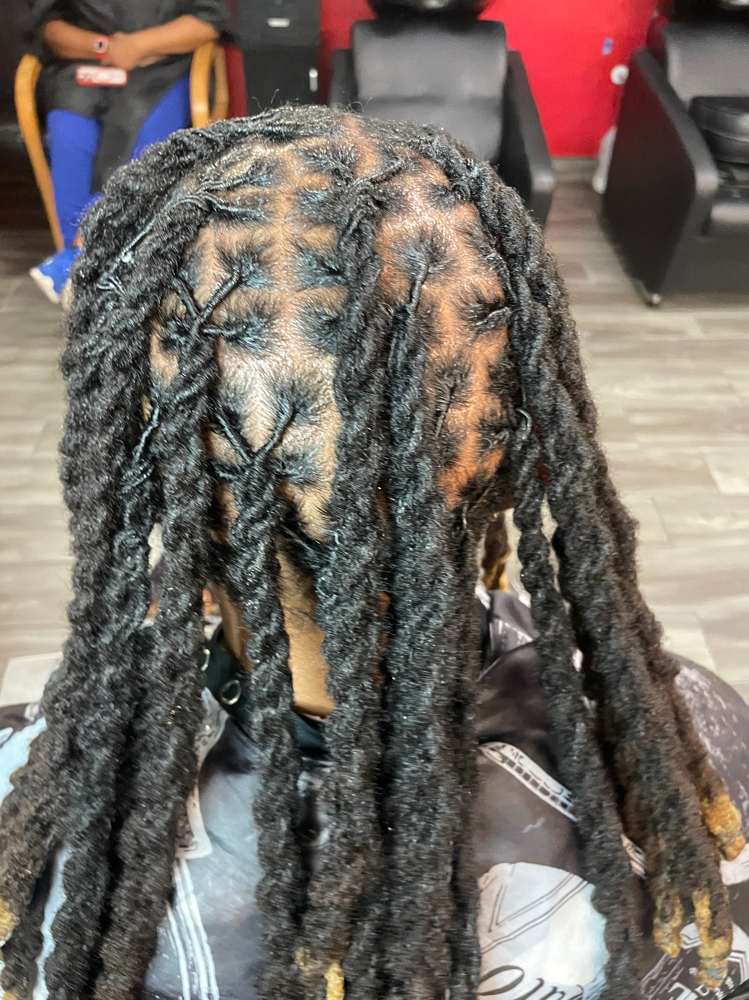 Loc-Retwist With 2strand Twist