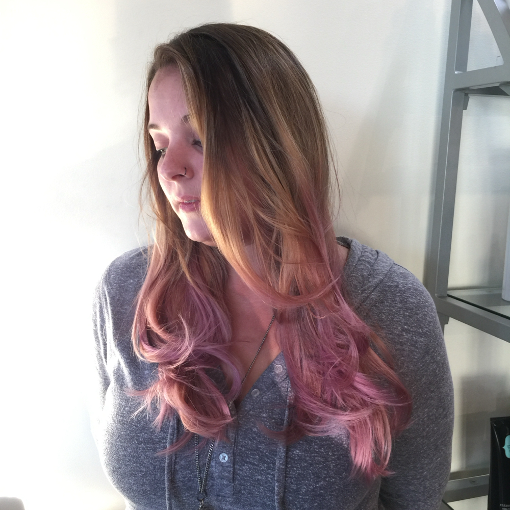 Blowout / Blow-dry & Style