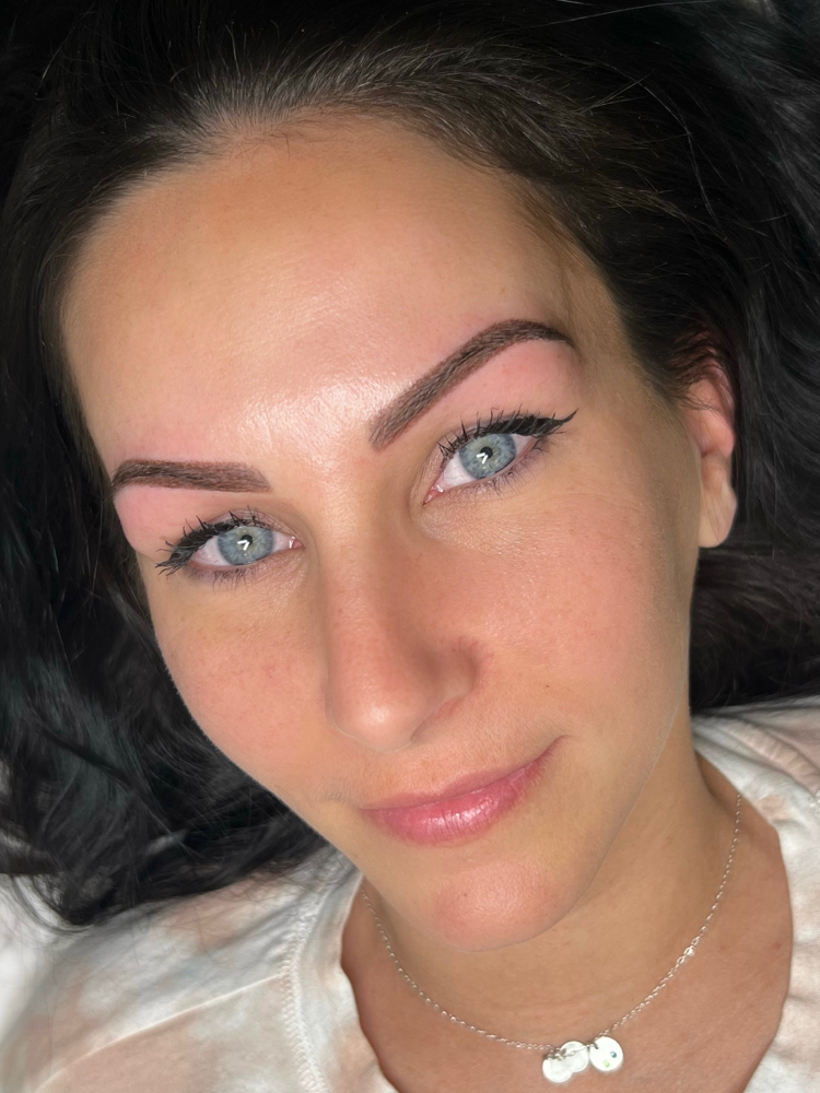 4-8 Week Brow Touch Up