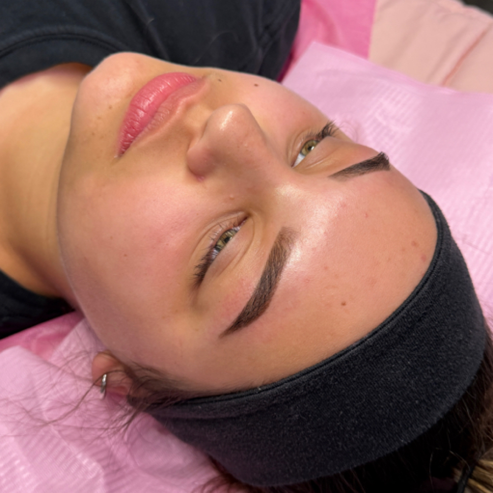 Eyebrow Wax at ARHBeautyyllc in Washington, IN