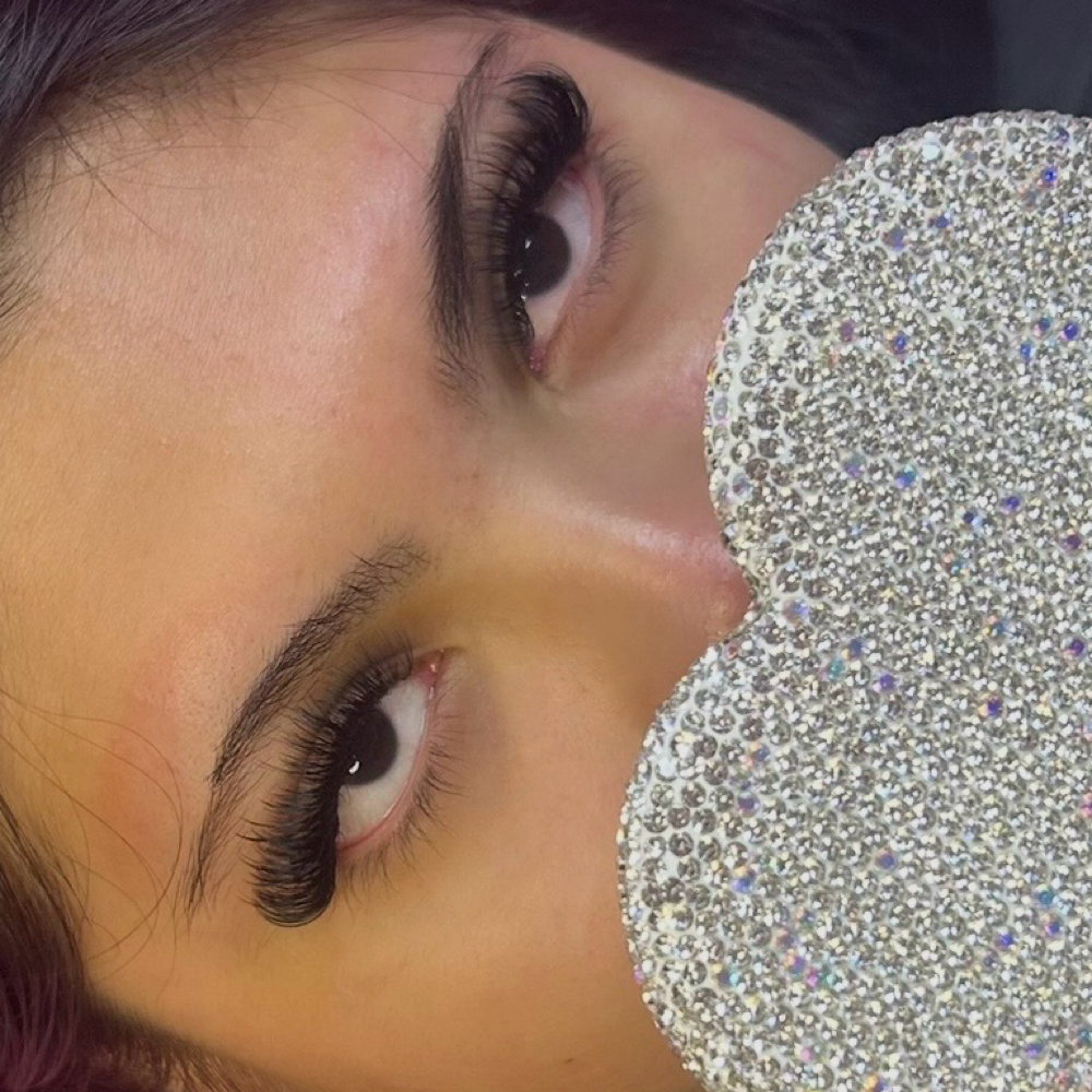 Hybrid Lash Set at Lash Vixin in Katy, TX