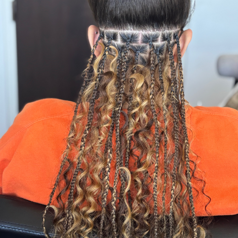 Touch Up Services 💕 at SheStyles.BySarai in Aurora, CO