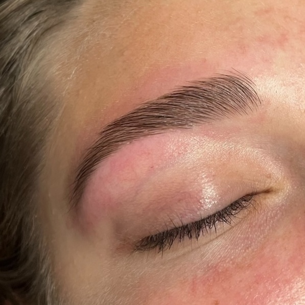 Brow Threading at FLORESA BEAUTY in Overland Park, KS