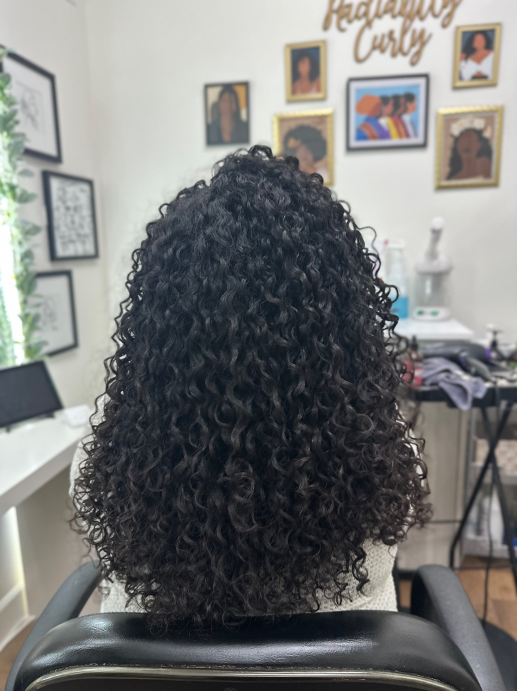 Signature Curly Haircut at Radiantly Curly Studio in Redwood City, CA