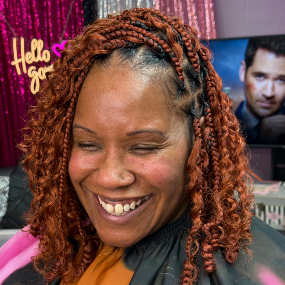 Bob / Shoulder Length Knotless at Weaves On Wheels in Pittsburgh, PA