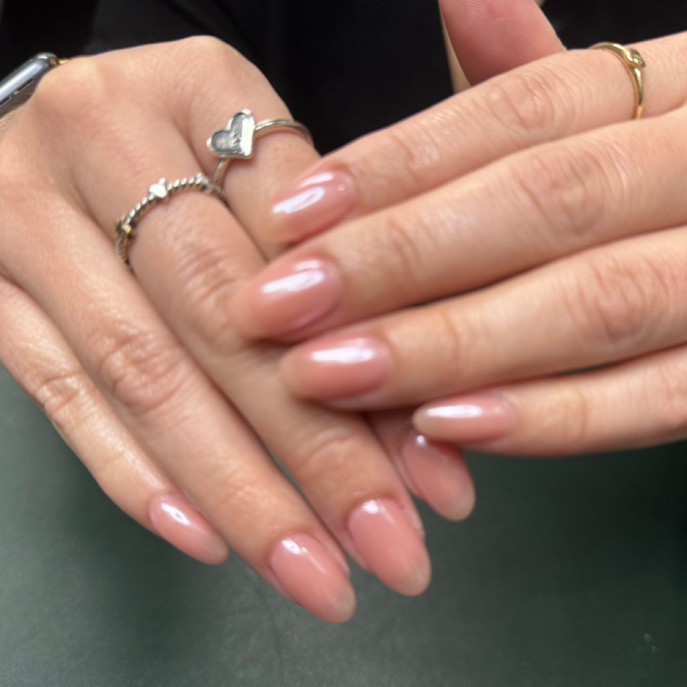 Diping Powder Manicure