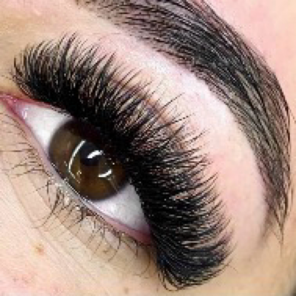 Intro Offer Mega Volume Refil at Wink Lash Studio in memphis, TN