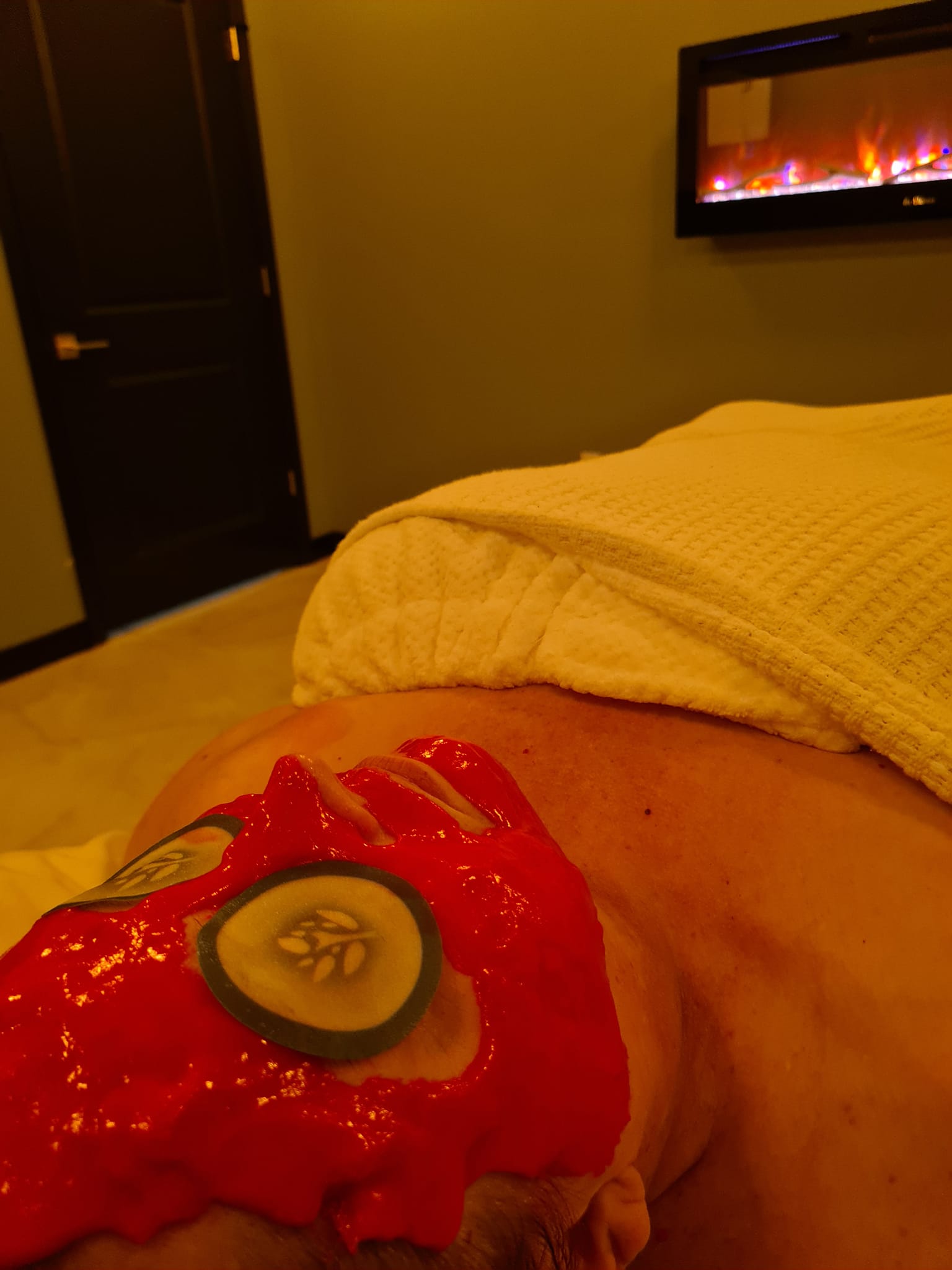 🧖🏽‍♀️ Facial Massage Treatment at Blissful Balance, LLC in Tupelo, MS