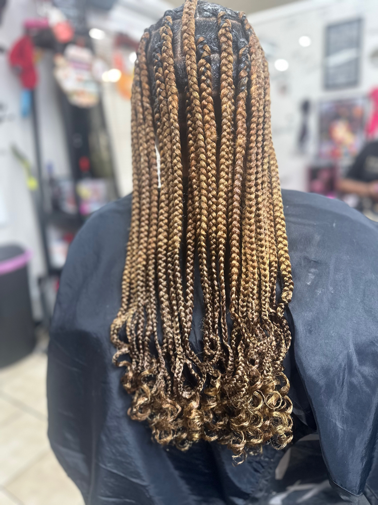 1/2 Head Of Knotless Braids