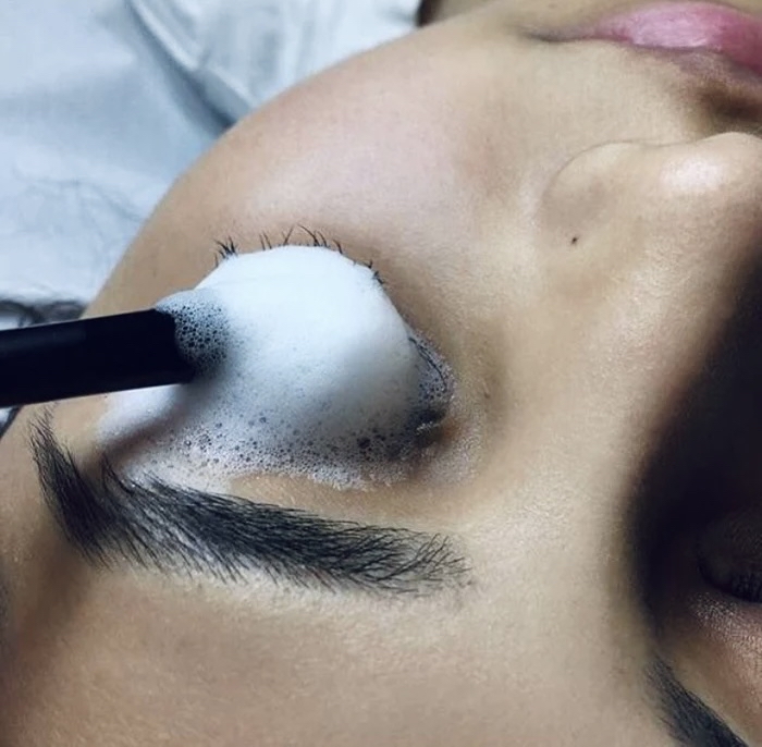 Lash Bath
