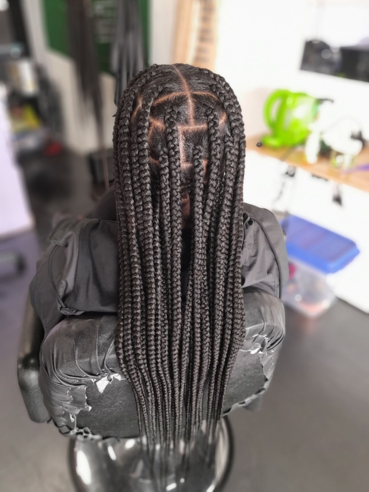 Large Knotless Braids