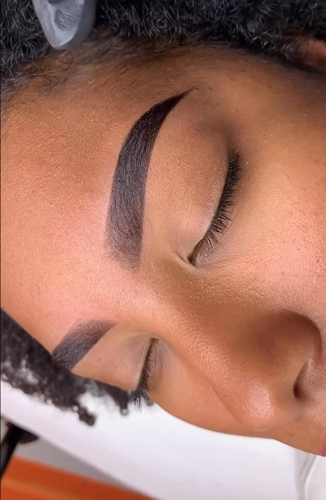 Henna Brow Tinting