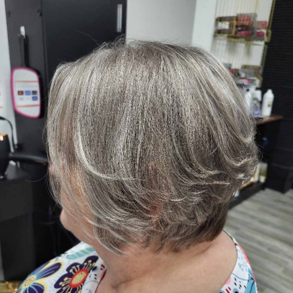 Seniors Shampoo, Haircut & Style at Creative Cuts & Styles in Springfield, MO