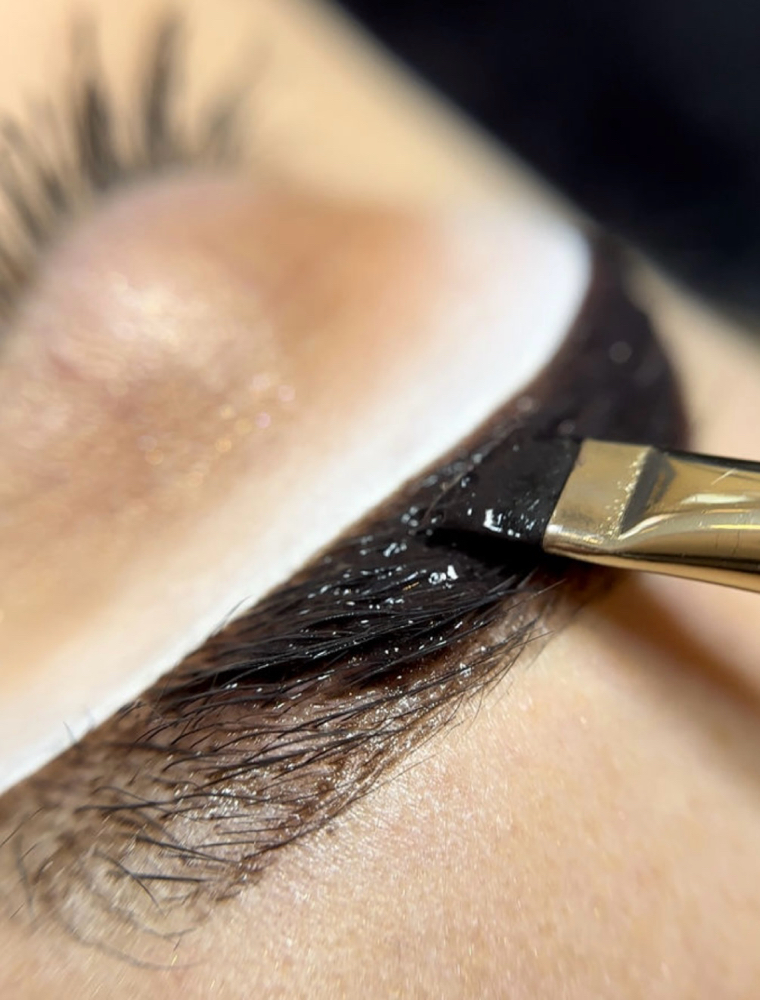 EYEBROW TINT