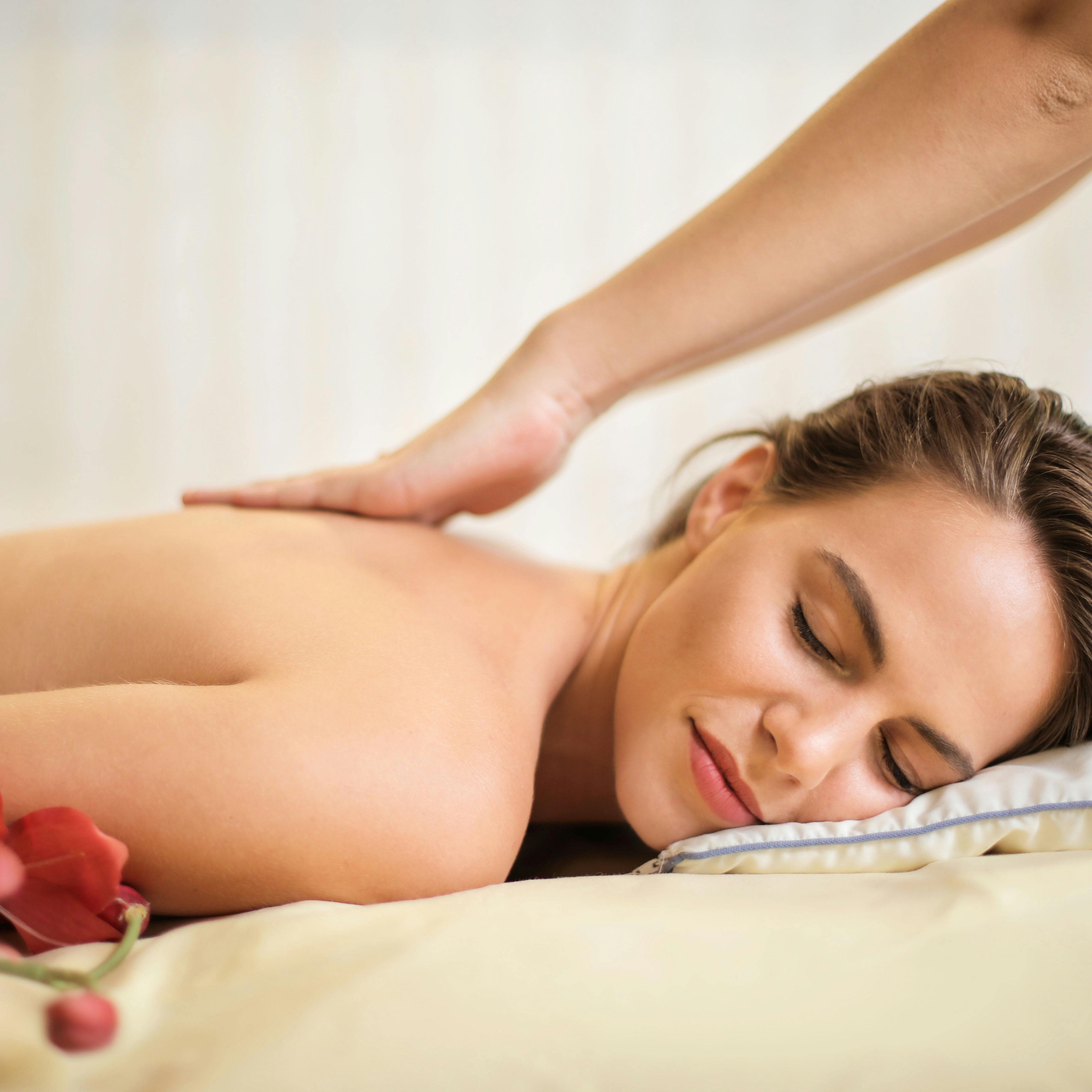 Massage 60 minutes back to back at Mobile Massage Master in Los Angeles, CA