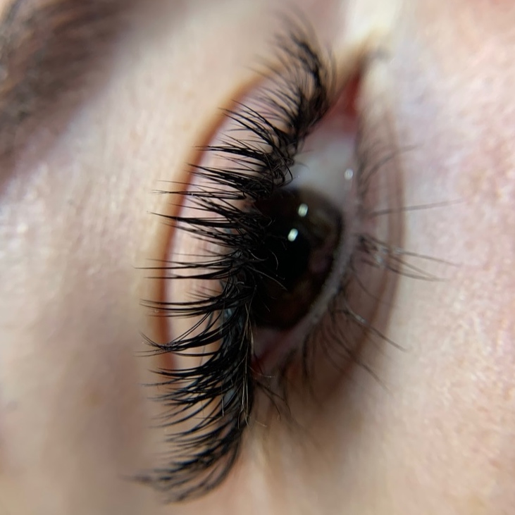 Hybrid Lash Full Set at Llash in Westford, MA