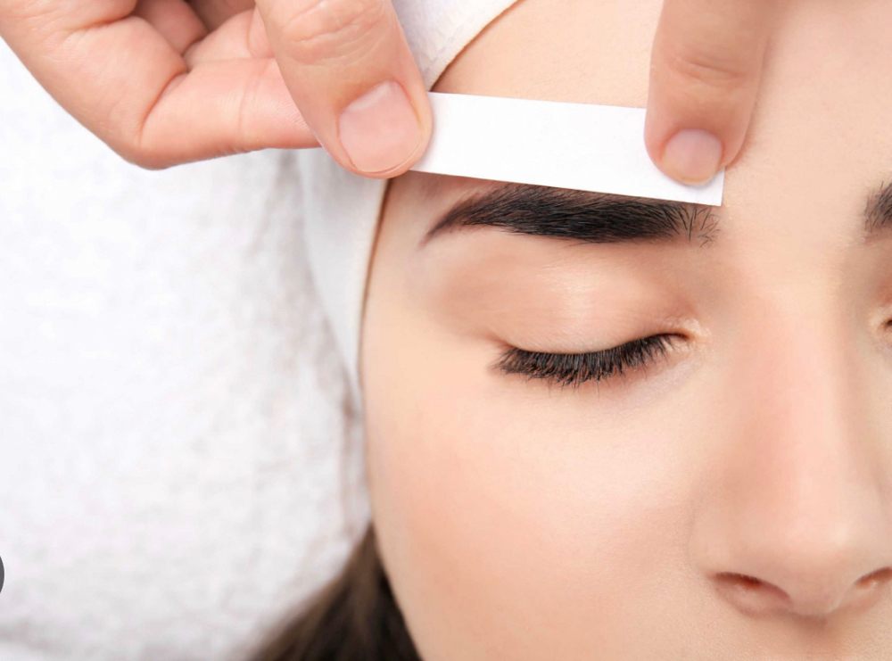 Eyebrow Wax