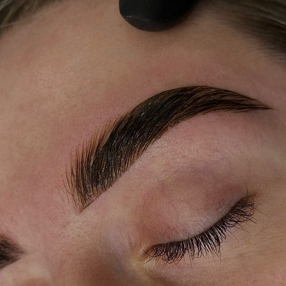 Buckn Brow Tint