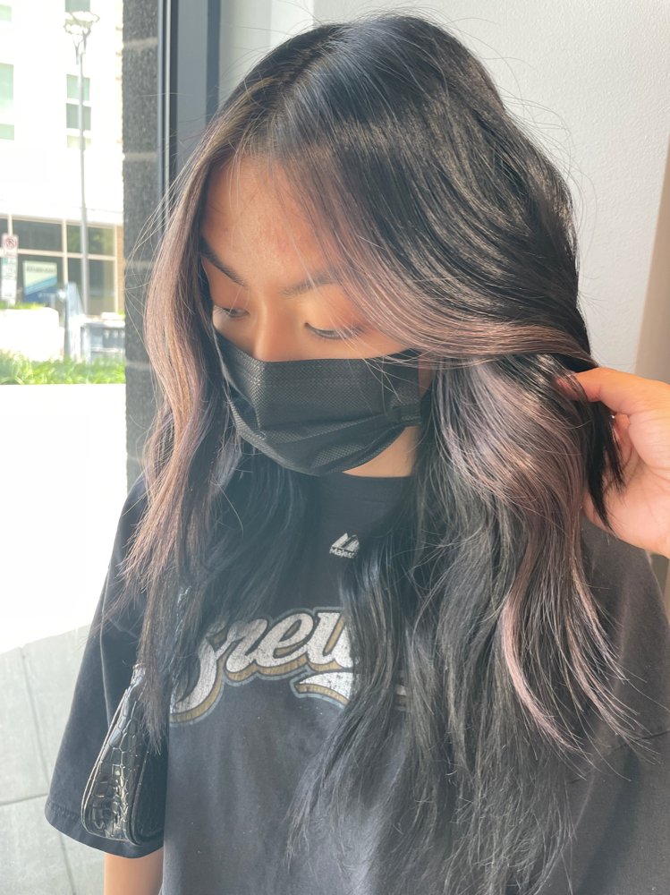 Face Frame Highlights + Cut at Michelle Tran