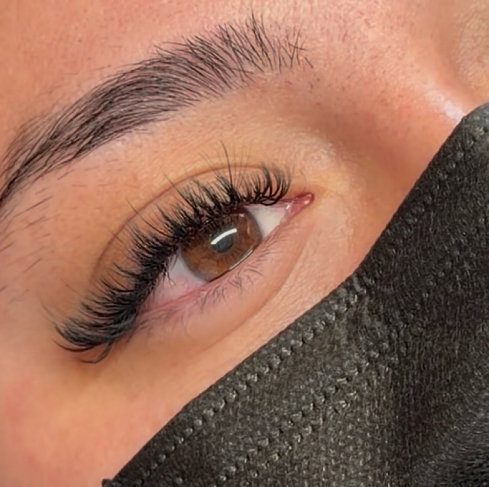 Hybrid Lash Set at Skinhavenbyjaz in Yakima, WA