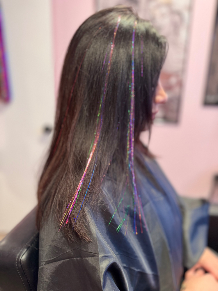 Tinsel / Feathers