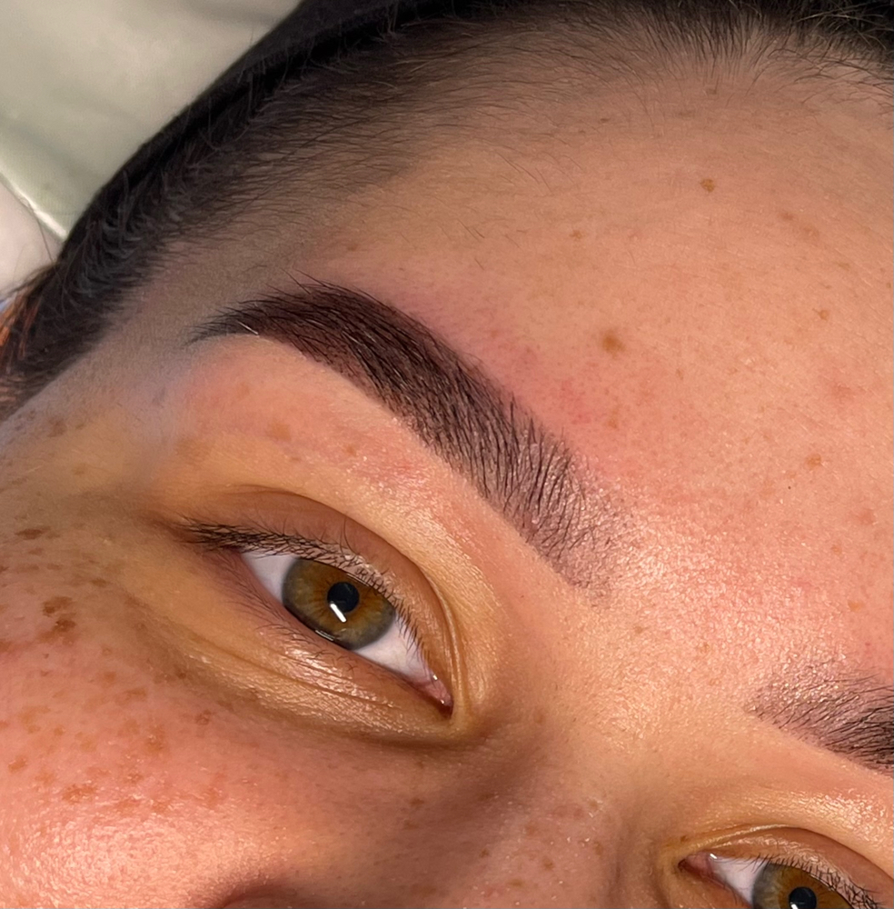 Darling Hybrid Brows