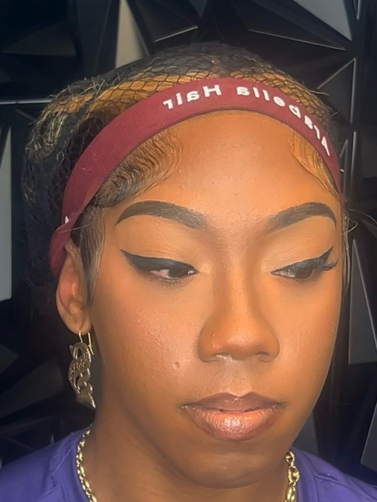 Natural Glam at Lè Glamour Bar in St. Thomas, VI