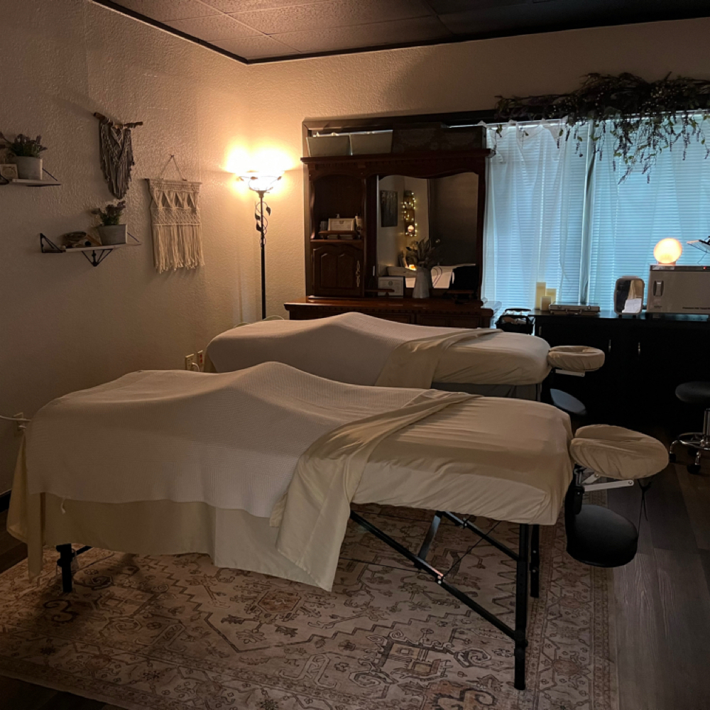 60 Minute - Couples Massage at Wendy’s Wellness Massage in Abilene, TX