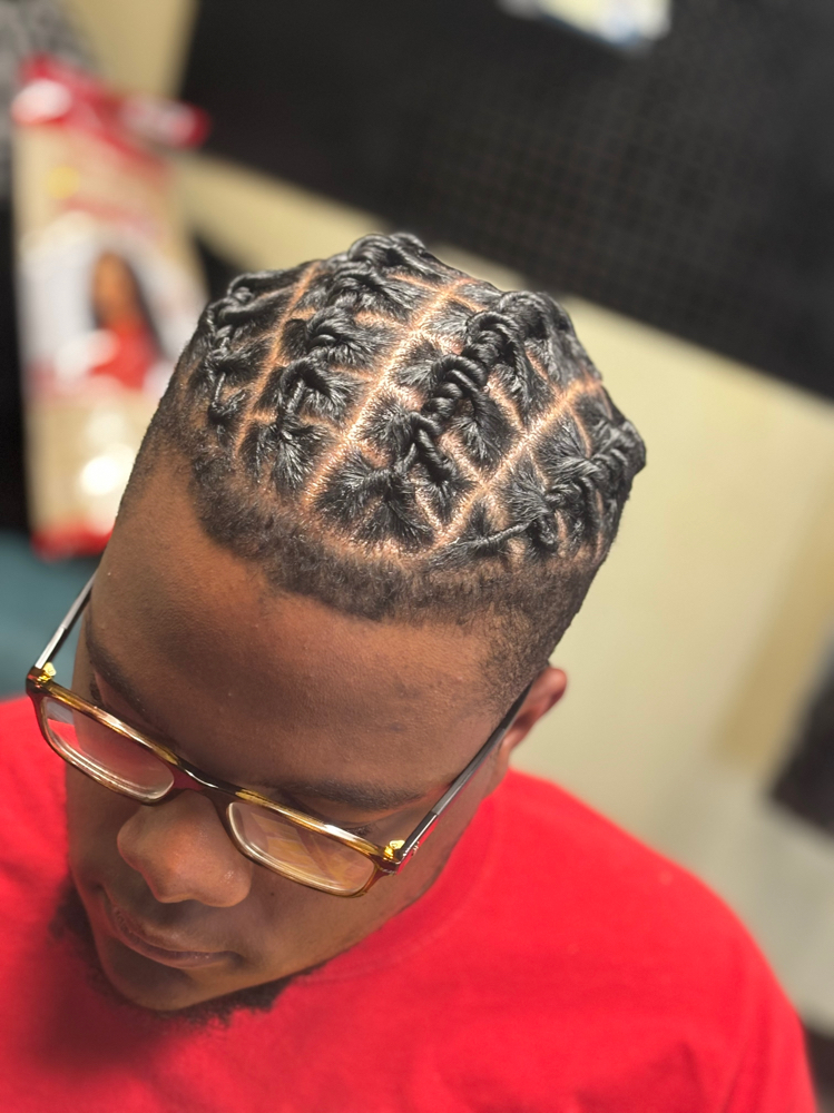 Loc Illusion at KDeeBeauty&Braids in Alamo, TN