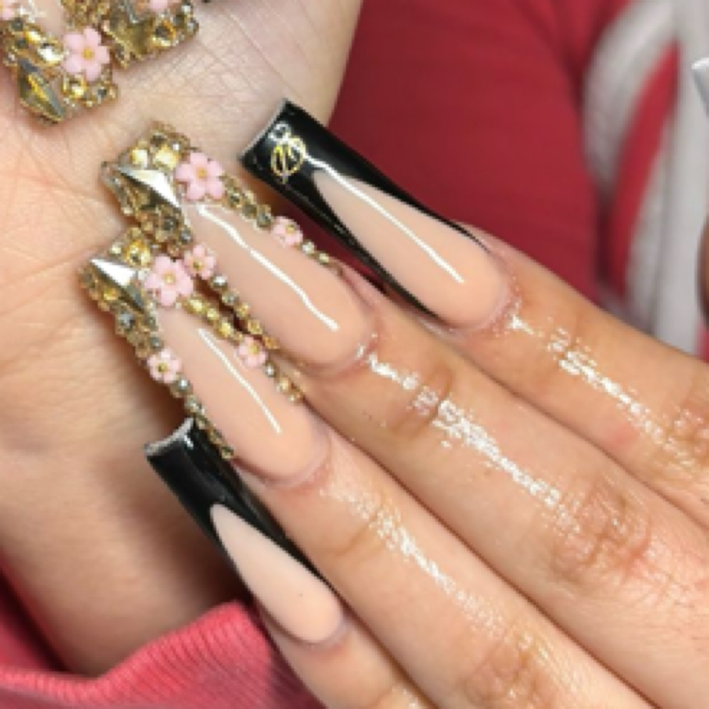 Extra Long Length at Luna Nails in Monroe, WA