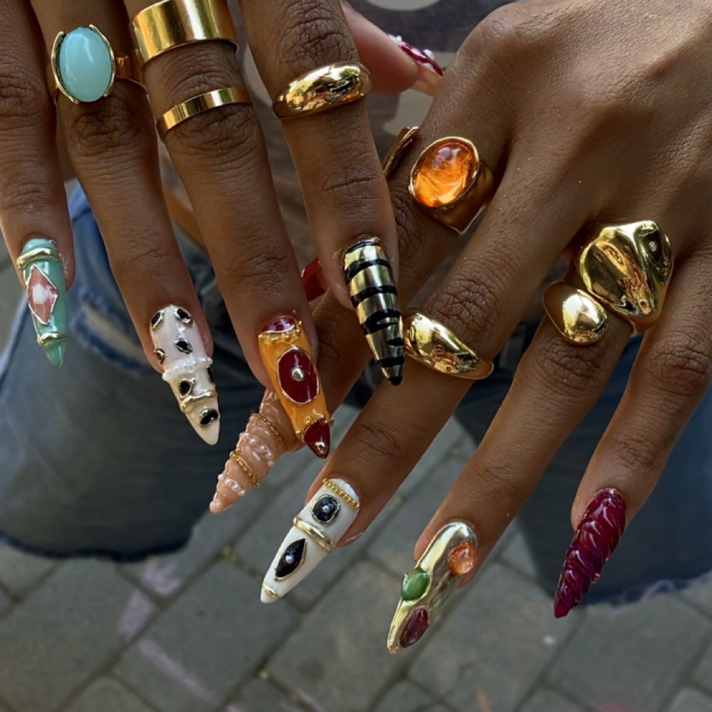 Freestyle design at Nail Therapy in Los Angeles, CA
