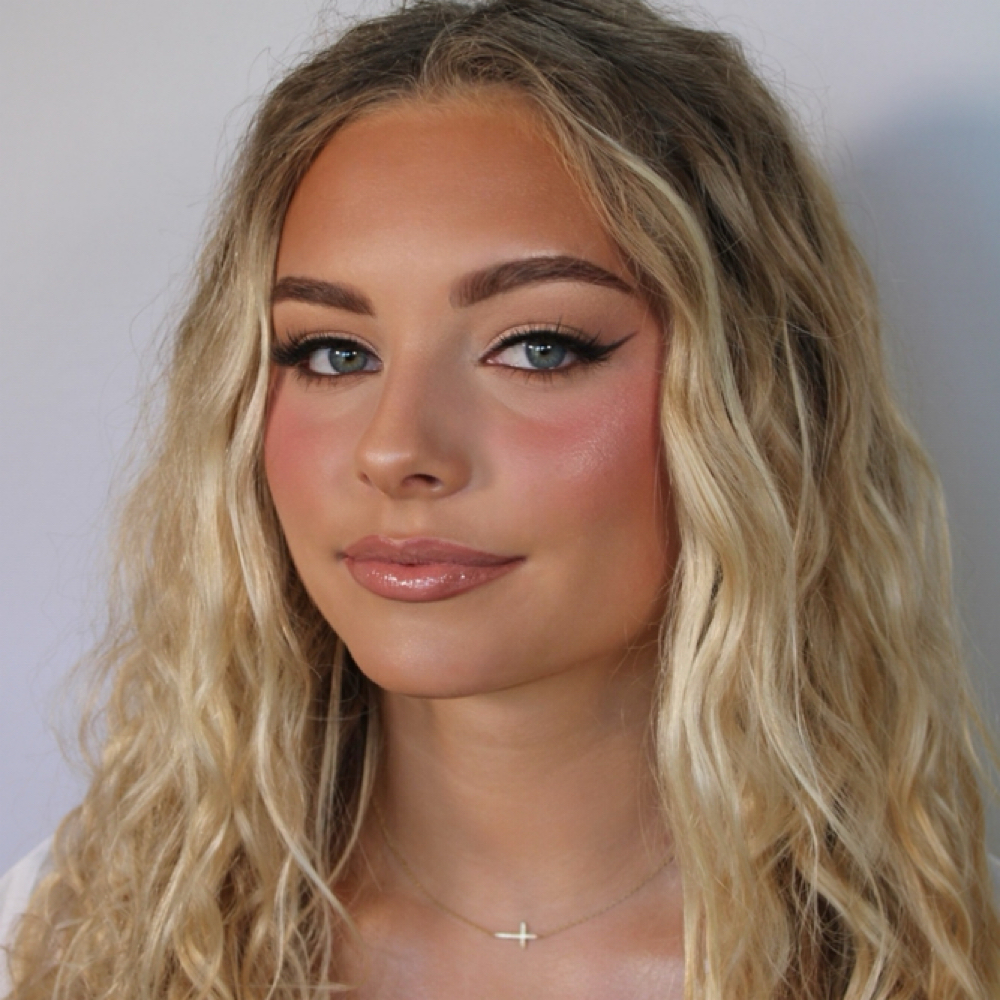 Studio Glam at Makeup by Rika Pence in Kansas City, MO