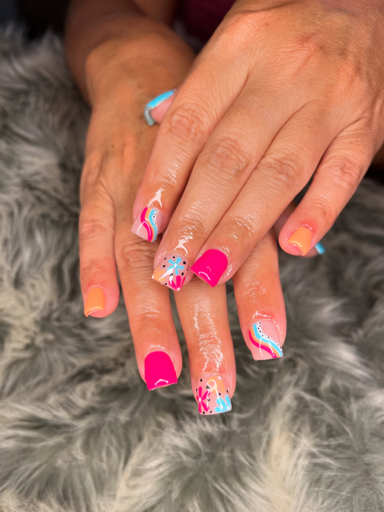 Simple Nail Art at Heavenly Hair & Nail Spalon in Wingina, VA