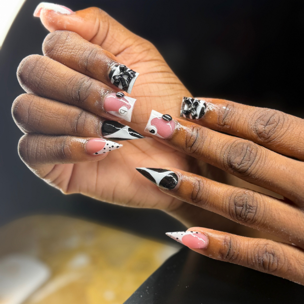Short Nail Set at Kayla’s Nail Oasis in Beaumont, TX