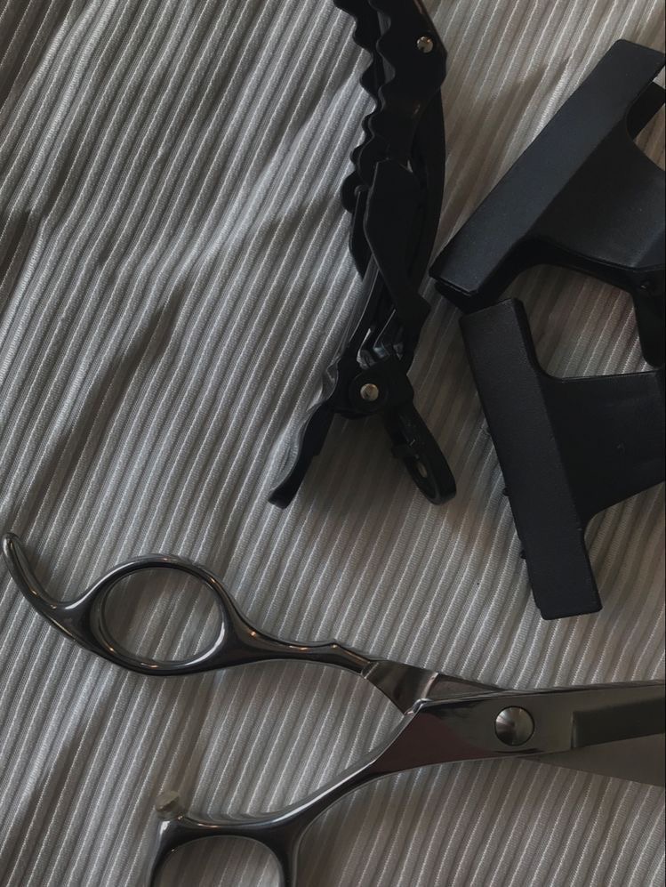 HAIRCUT ADD ON (Color Service)