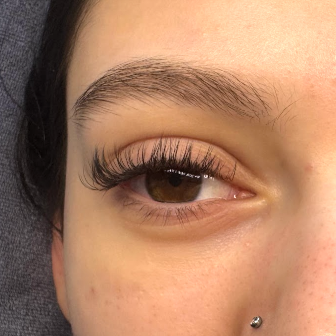 Classic Lash Extensions at Brookelyns Beauty Bar in Kansas city, MO