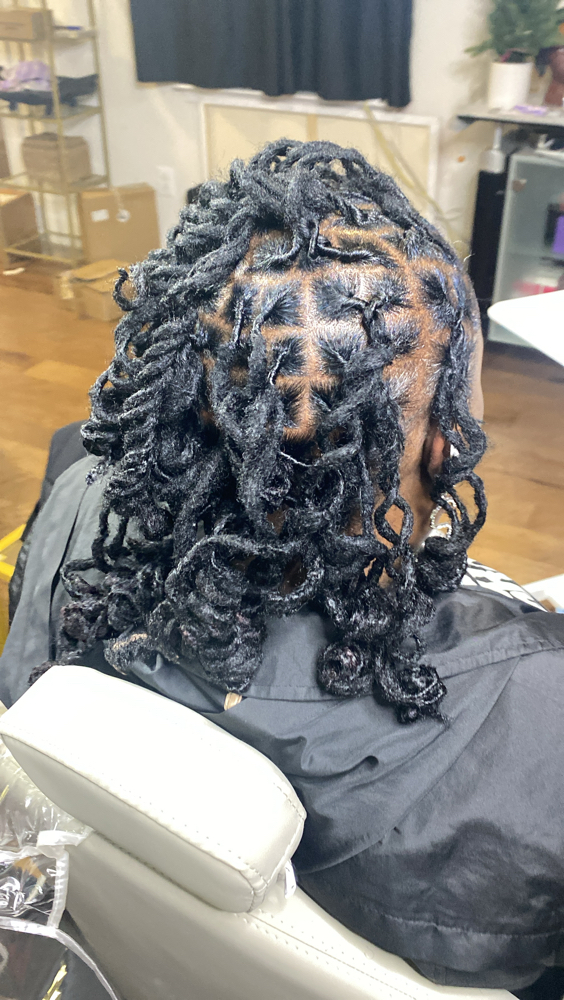 Loc Retie (Interlocing) at U’Neek HairStoree, Hair Artistry Salon in Stafford, VA