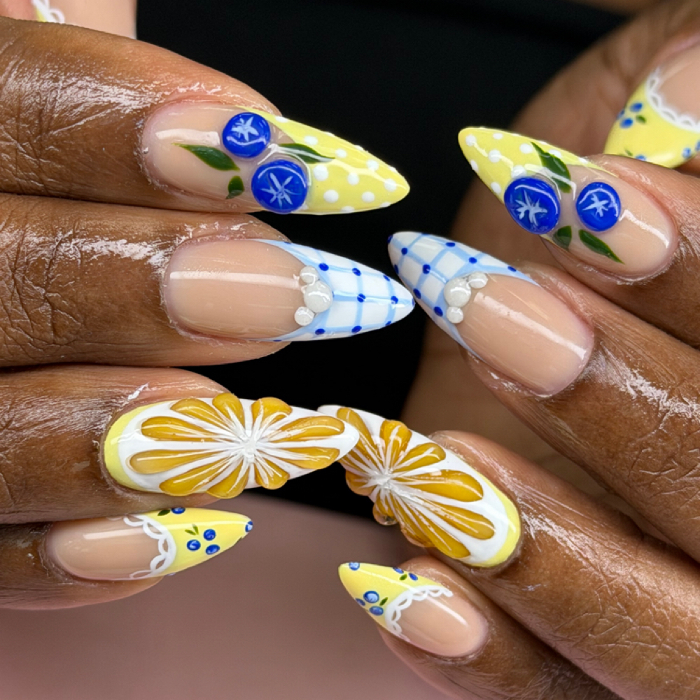 extreme nail art at alanna henderhan in Louisville, OH