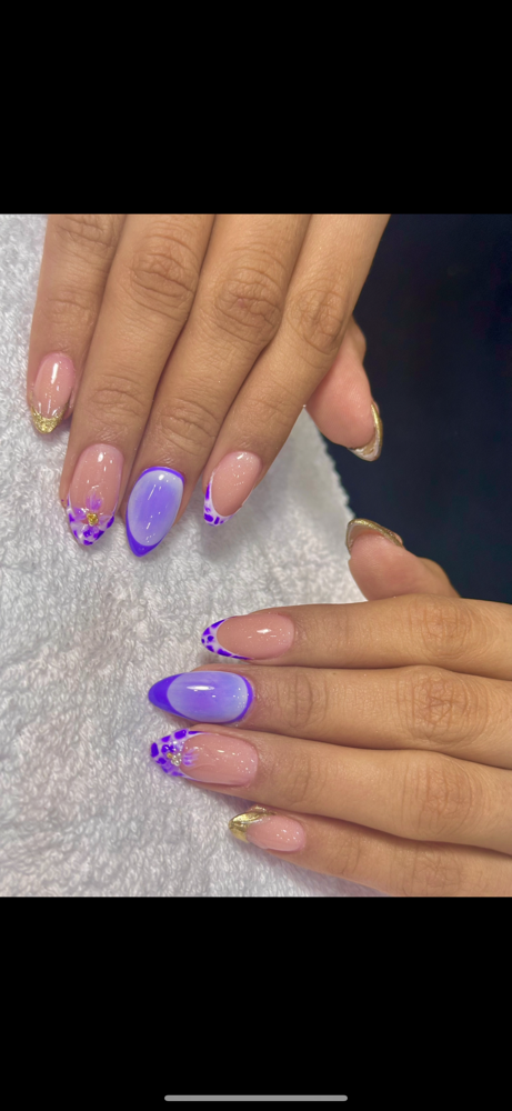 Purple Bloom🦄