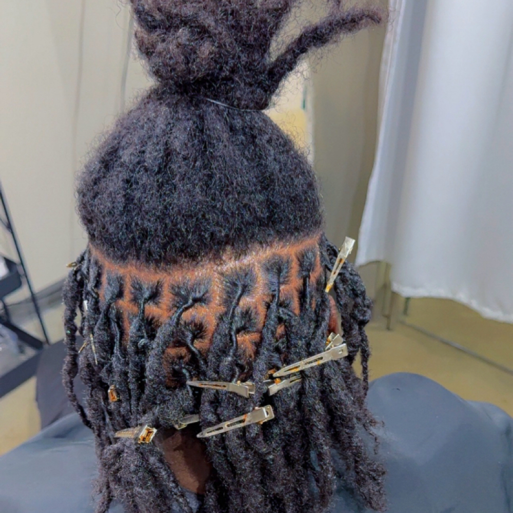 Retwist at Angel's Hair Salon in Kansas City, MO