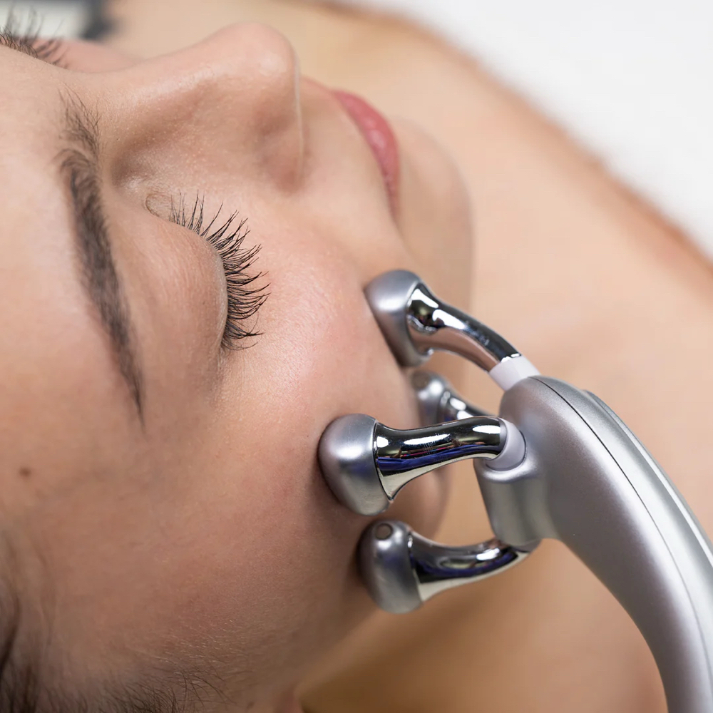Microcurrent-ly Occupied at Skin & Bare It Aesthetics and Bodywork in Triadelphia, WV