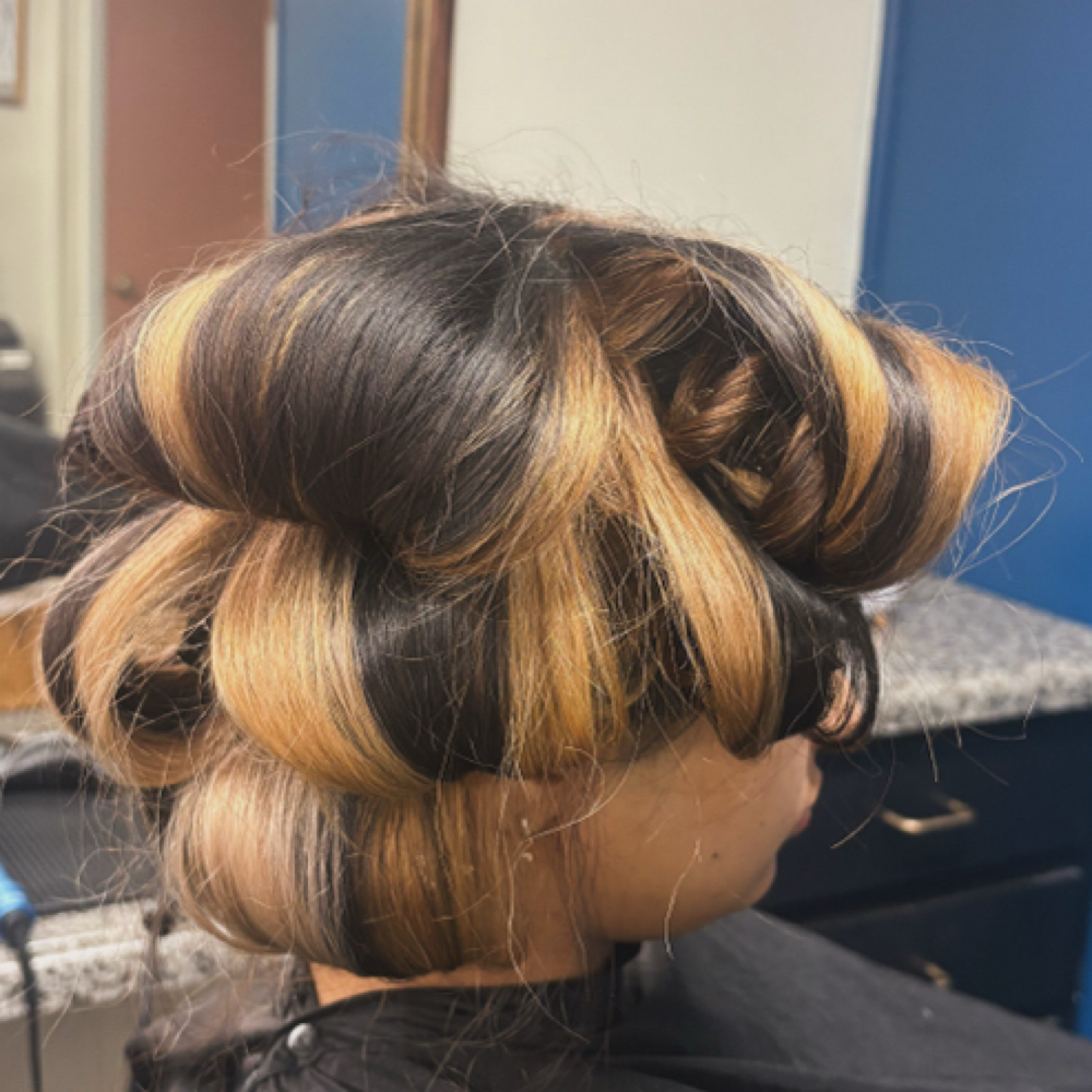 Full Highlight at Wall Flower Studio in Union Grove, WI