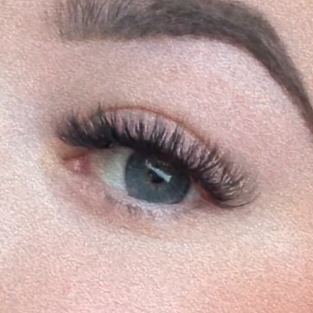 Clover Lash (W) Refill at Coco Lash in Montgomery, TX