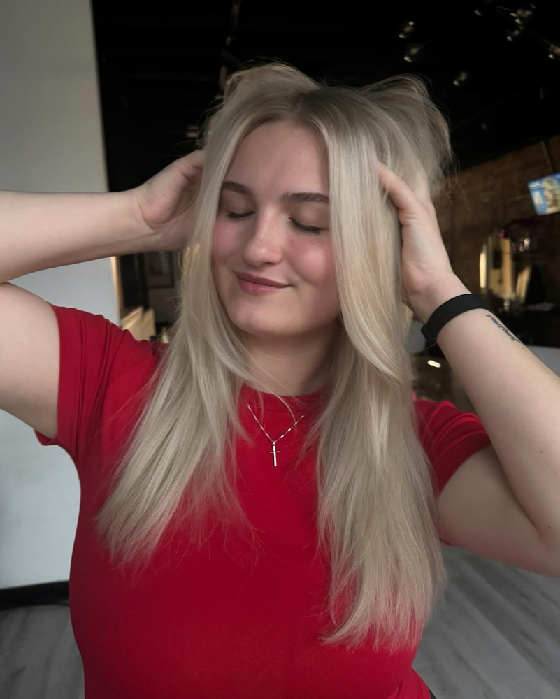 WOMENS HAIRCUT