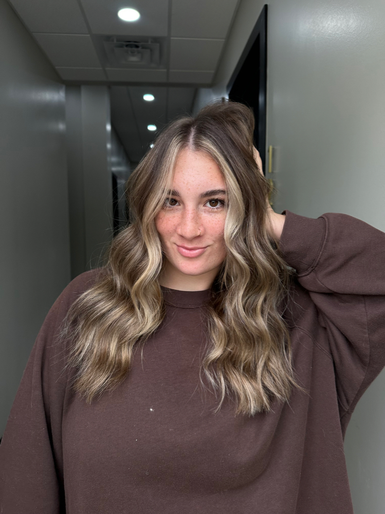 Shampoo & Style With Extensions