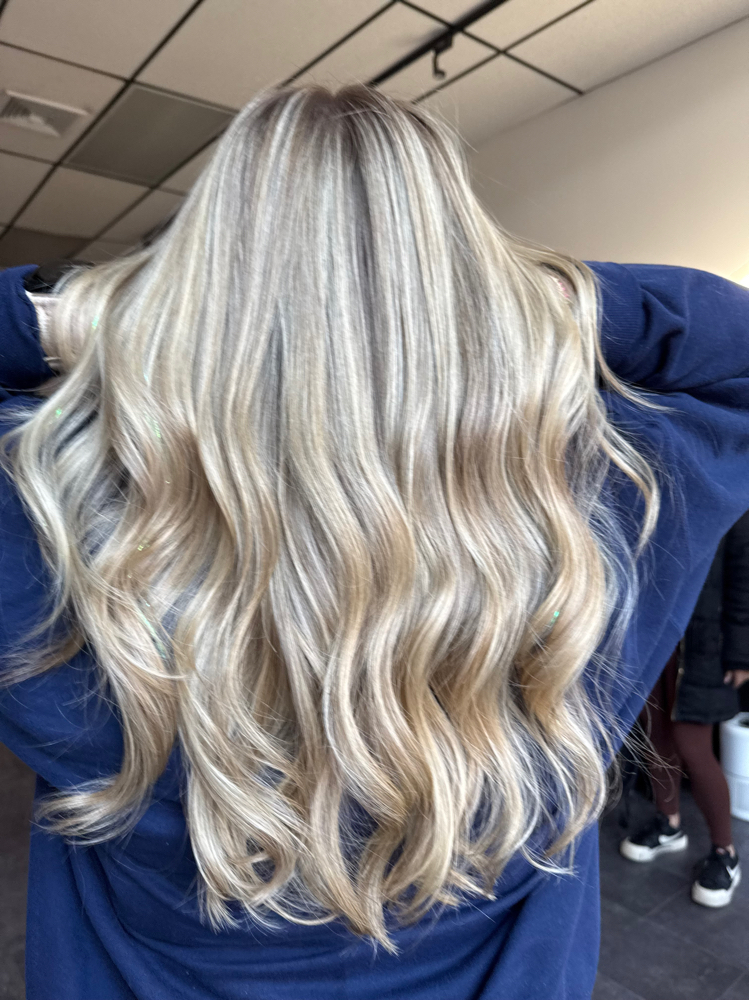 Tinsel (Isabella)